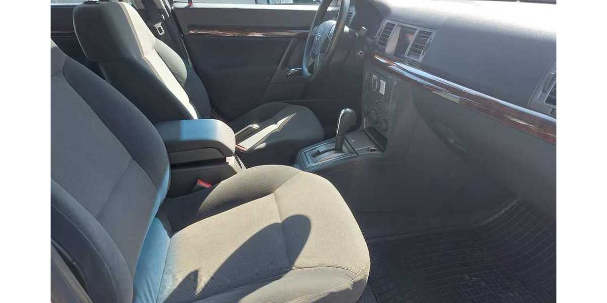 Opel Vectra C Caravan 145.642 km 4.199 &euro; Witten 58454