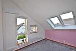Etagenwohnung Ratingen Hösel - 4 Zimmer, 151 m&sup2;, 595.000&euro; | Angebot:25696410
