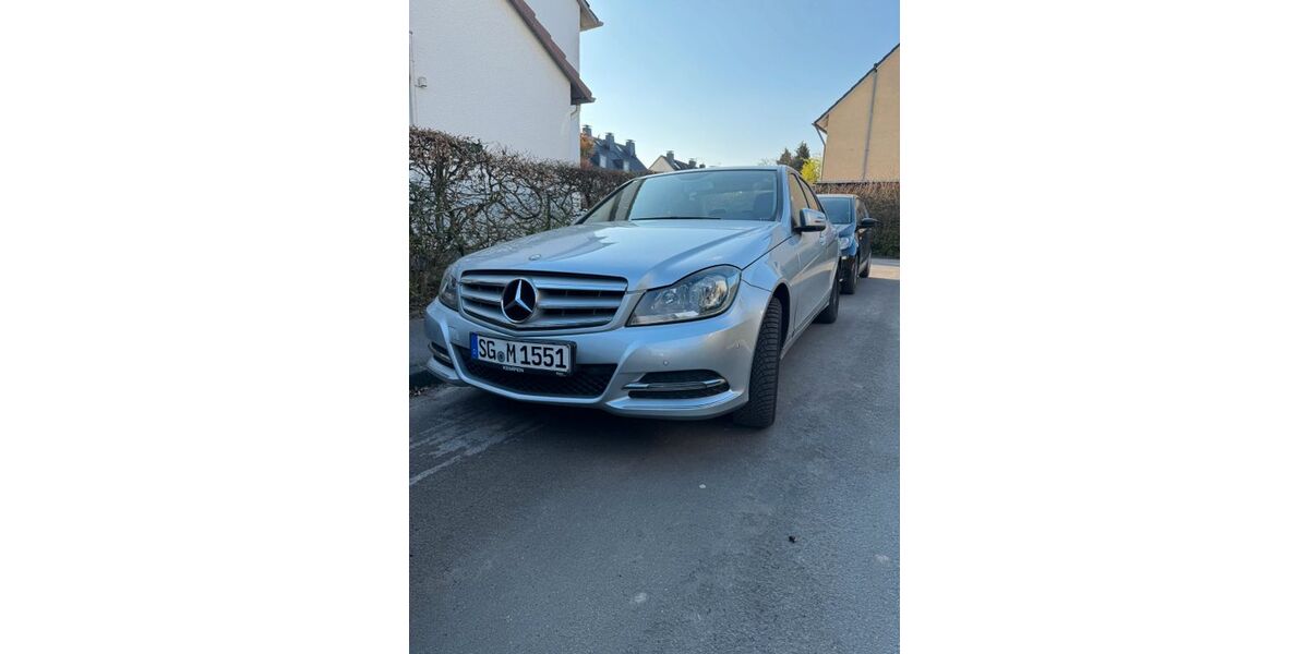 Mercedes-Benz C 180 124.000 km 10.500 &euro; Solingen 42719