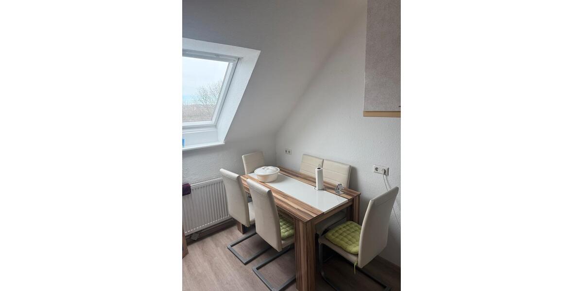 Dachgeschoßwohnung Remscheid Lüttringhausen - 4 Zimmer, 72 m&sup2;, 860&euro; | Angebot:26120902
