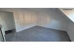 Dachgeschoßwohnung Duisburg Mittelmeiderich - 3 Zimmer, 83 m&sup2;, 615&euro; | Angebot:25438676