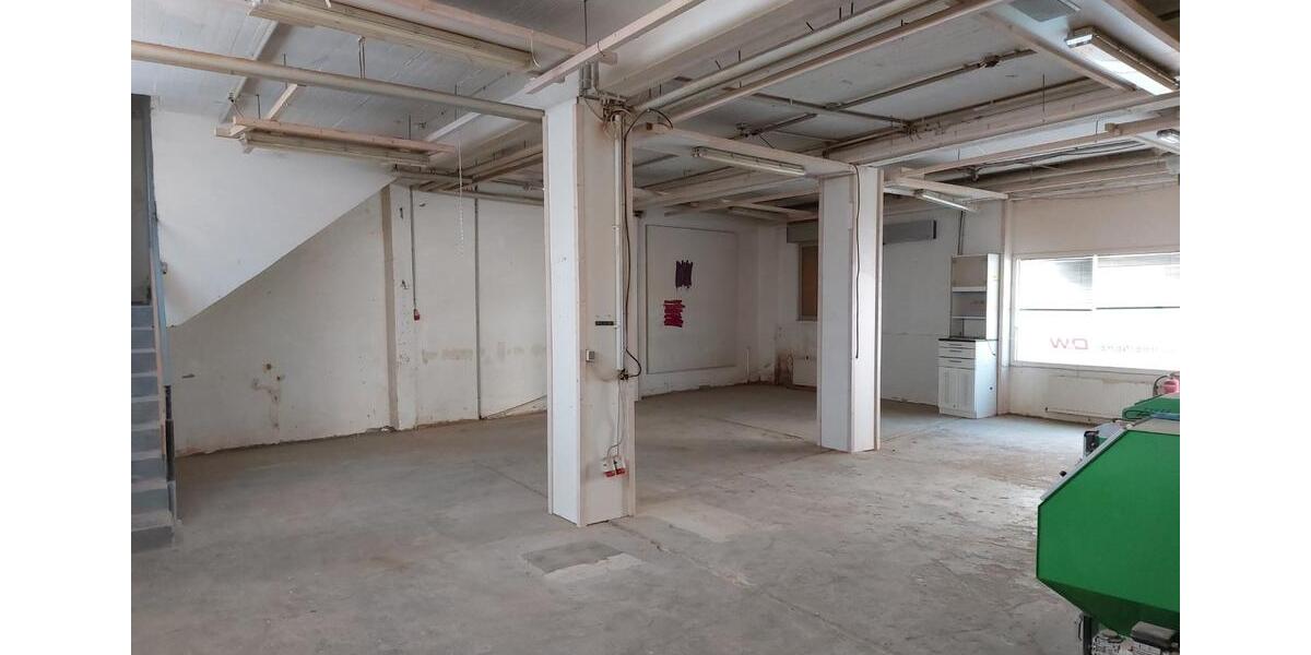 Gewerbeobjekt Duisburg Mittelmeiderich - 1.750&euro; | Angebot:26075624