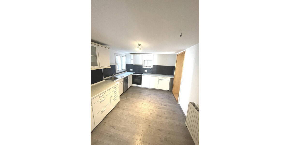 Etagenwohnung Schwelm - 4 Zimmer, 90 m&sup2;, 900&euro; | Angebot:26377360