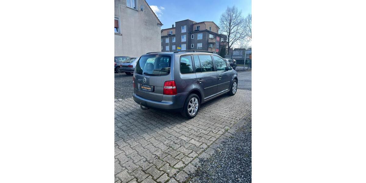 VW Touran 160.500 km 4.799 &euro; Witten 58454