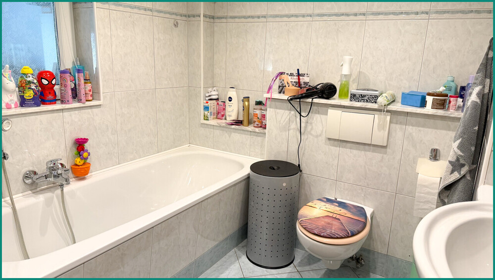 5 ZIMMER-EIGENTUMSWOHNUNG MIT GARAGE, WINTERGARTEN & GARTENNUTZUNG AM ZENTRUM VON RADEVORMWALD, PROV - Erdgeschoßwohnung Radevormwald | Angebot:27302540
