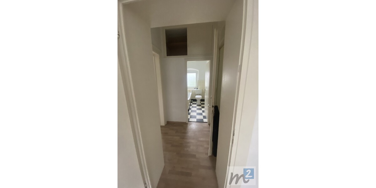 Schöne lichtdurchflutete Wohnung im 1. OG mit separatem Mansardenzimmer! - Etagenwohnung Remscheid Gemarkung Bergisch Born | Angebot:27194878
