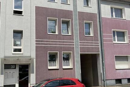 Wohnung Bottrop Stadtmitte - 2 Zimmer, 55 m&sup2;, 450&euro; | Angebot:26826425