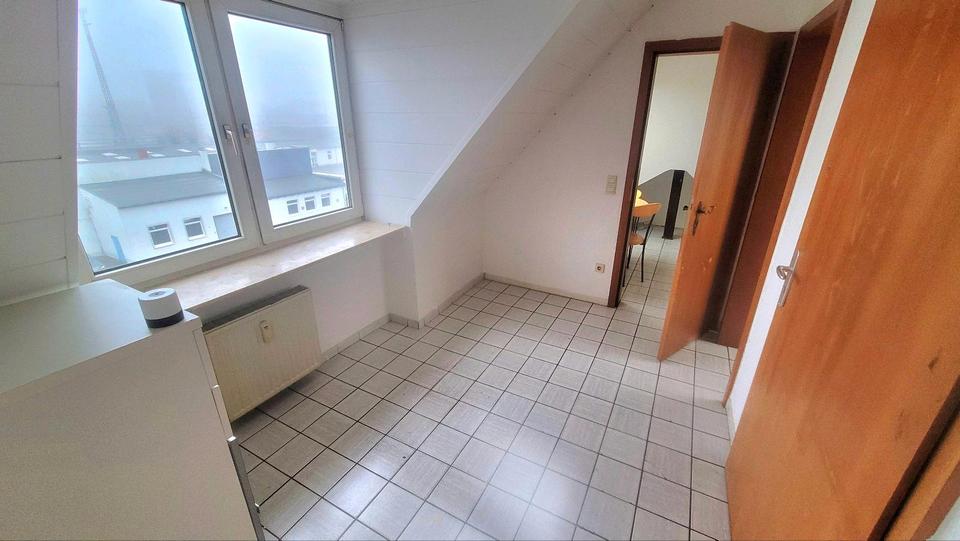 Dachgeschoßwohnung Oberhausen Alstaden - 1 Zimmer, 40 m&sup2;, 440&euro; | Angebot:26147734
