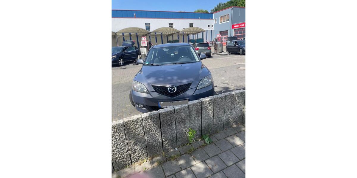 Mazda 3 187.000 km 3.499 &euro; Wuppertal 42281