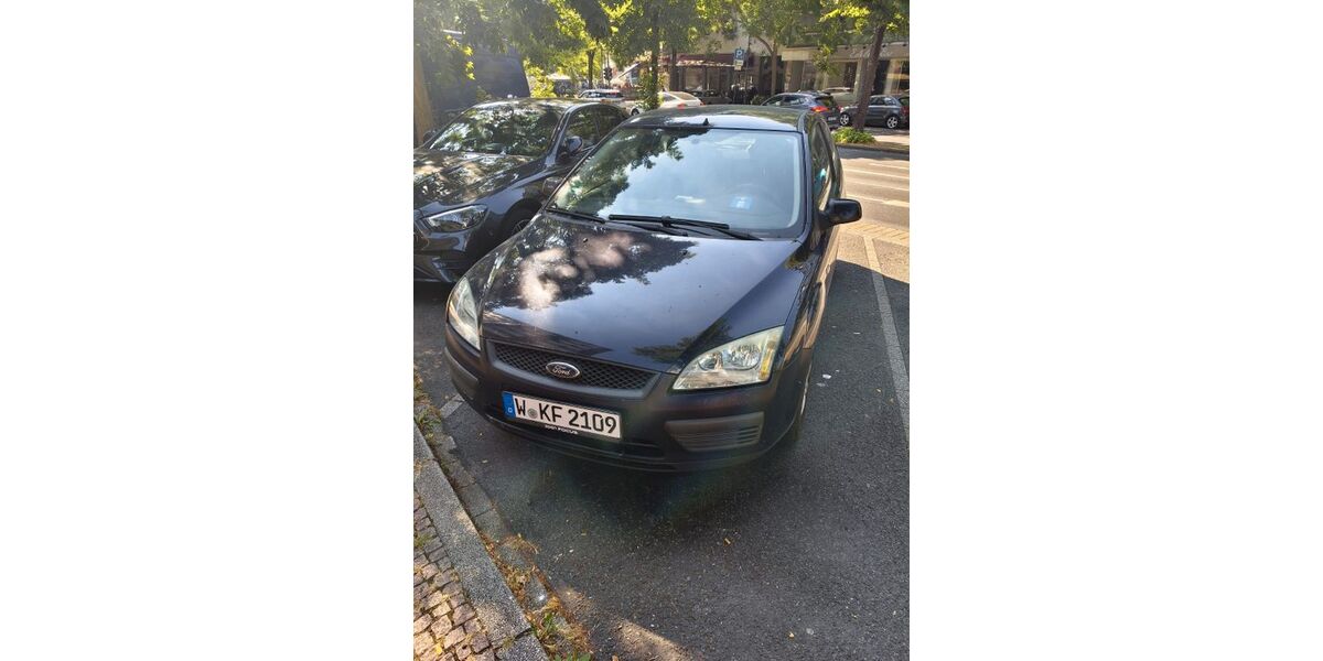 Ford Focus 220.000 km 2.300 &euro; Wuppertal 42275