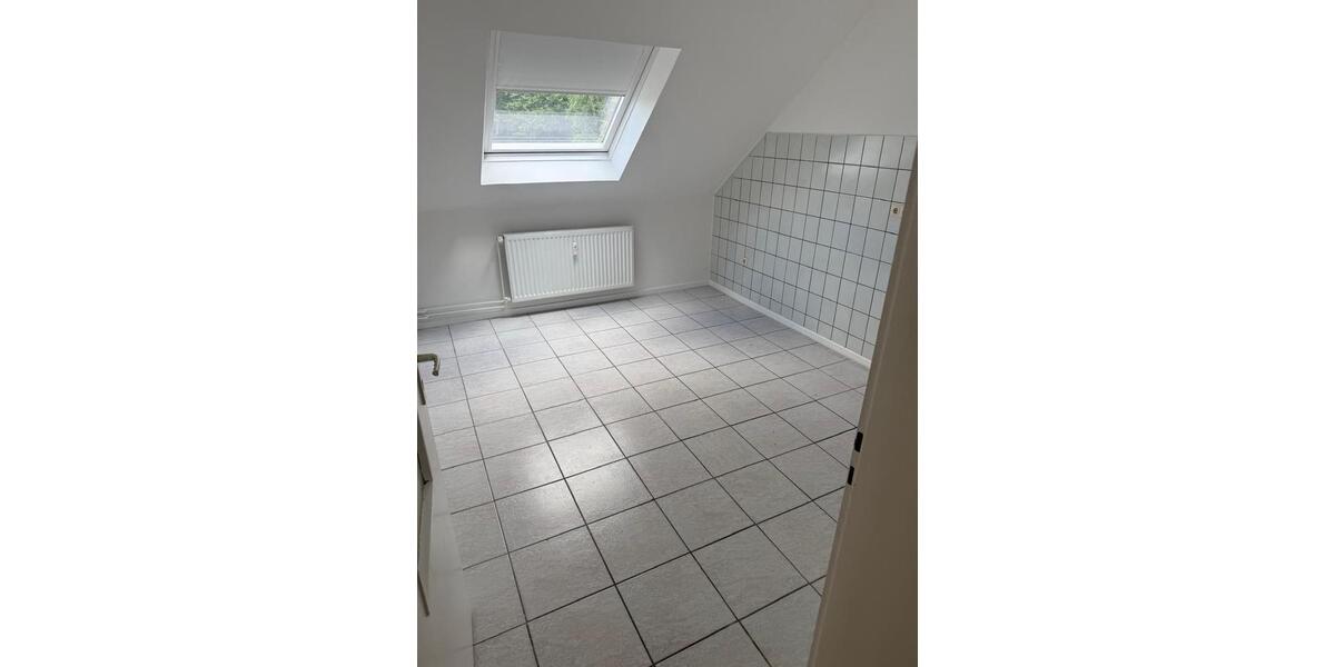 Dachgeschoßwohnung Bochum Bochum-Ost - 1 Zimmer, 53 m&sup2;, 370&euro; | Angebot:27623986