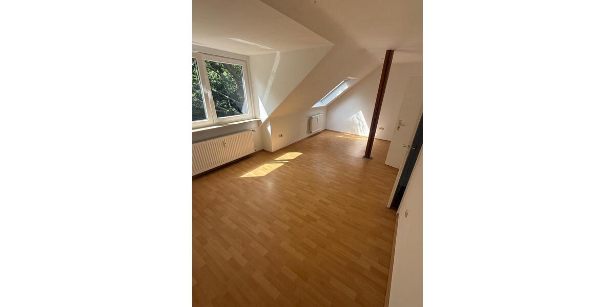Dachgeschoßwohnung Bochum Bochum-Ost - 1 Zimmer, 53 m&sup2;, 370&euro; | Angebot:27623986