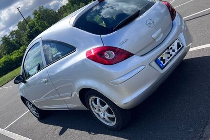 Opel Corsa 176.000 km 1.850 &euro; Erkrath 40699