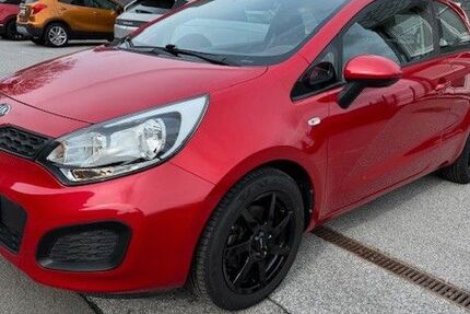 Kia Rio 25.000 km 7.300 &euro; Remscheid 42899