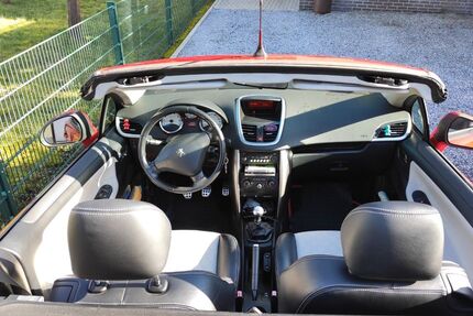 Peugeot 207 201.000 km 2.100 &euro; Velbert 42549