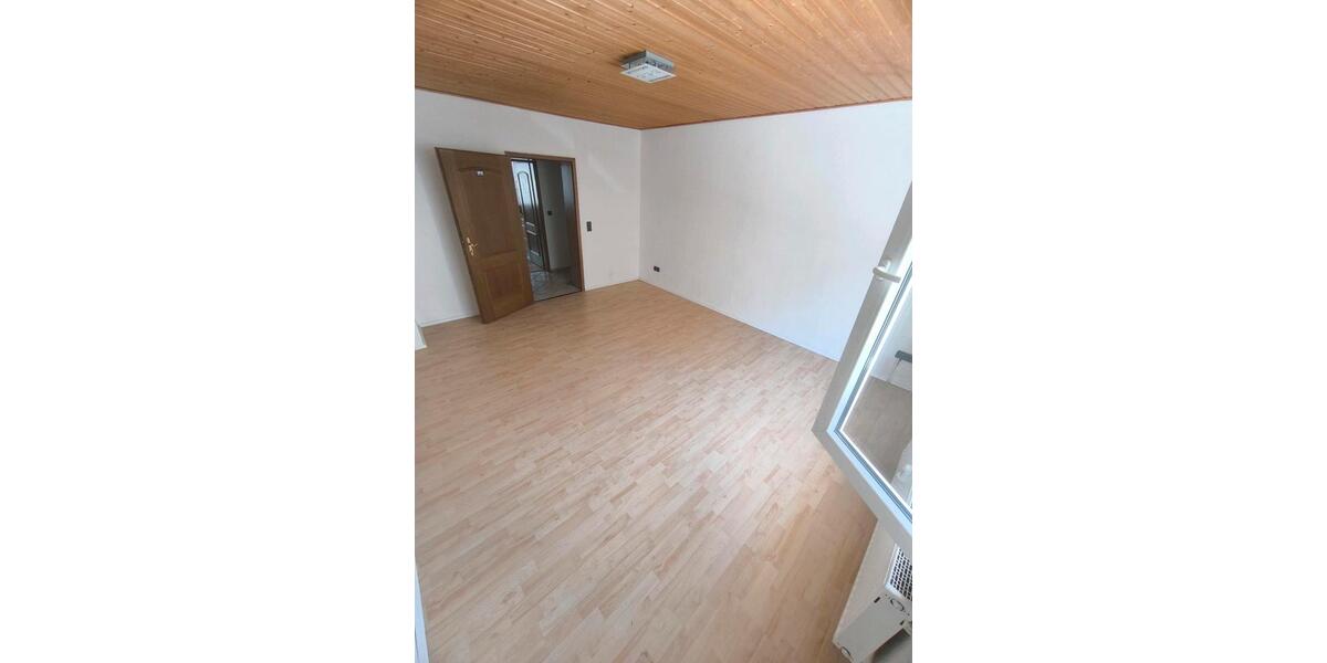 Erdgeschoßwohnung Schalksmühle - 1 Zimmer, 44 m&sup2;, 550&euro; | Angebot:26330101