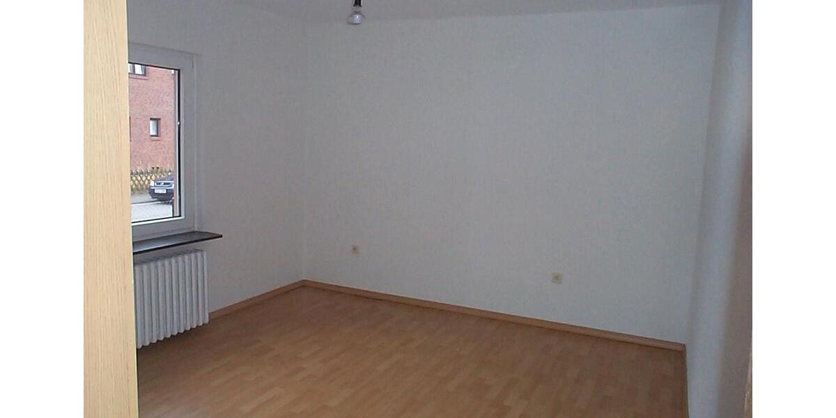 Erdgeschoßwohnung Ratingen - 3 Zimmer, 77 m&sup2;, 900&euro; | Angebot:26372652