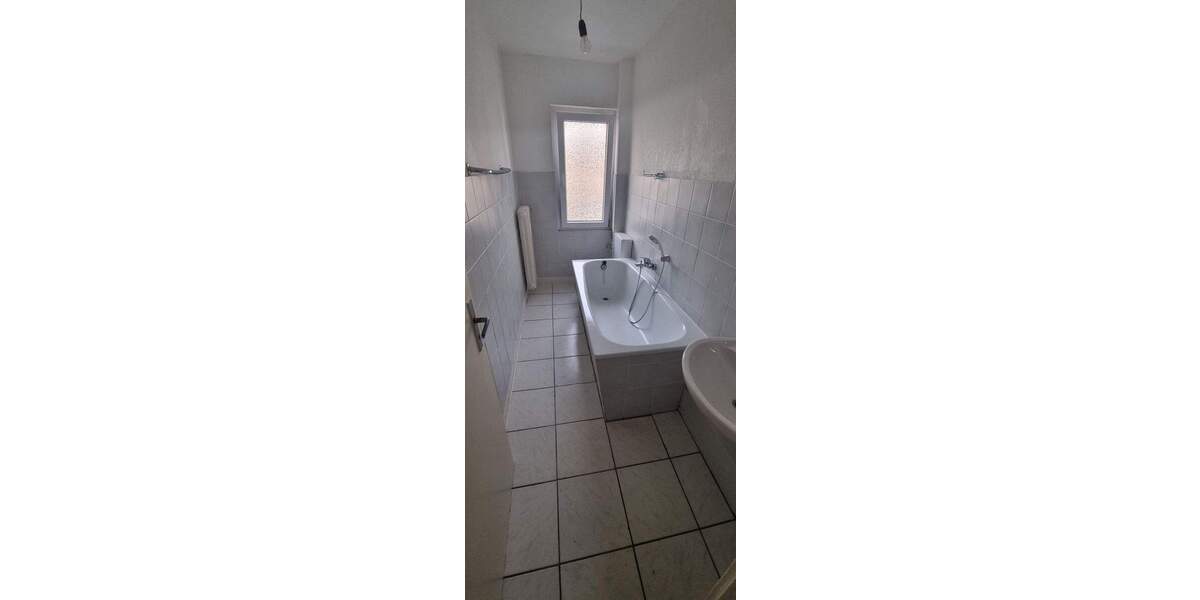 Etagenwohnung Mülheim an der Ruhr Mitte - 2 Zimmer, 49 m&sup2;, 350&euro; | Angebot:26160060