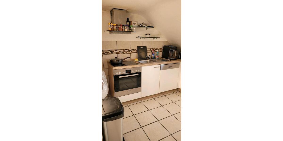 Dachgeschoßwohnung Herne Sodingen - 2 Zimmer, 66 m&sup2;, 500&euro; | Angebot:26150926