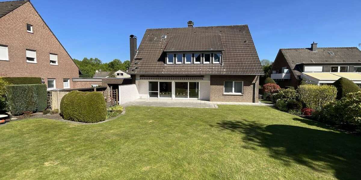 Einfamilienhaus Waltrop - 8 Zimmer, 215 m&sup2;, 415.000&euro; | Angebot:26720394