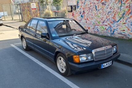 Mercedes-Benz 190 278.000 km 2.700 &euro; Wuppertal 42283