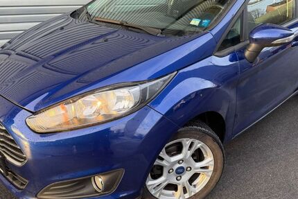 Ford Fiesta 118.904 km 5.749 &euro; Wuppertal 42285