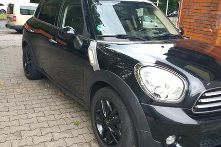 Mini Countryman D (Cooper) 290.000 km 3.400 &euro; Bochum 44866