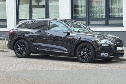 Audi e-tron 62.000 km 32.600 &euro; Schwelm 58332