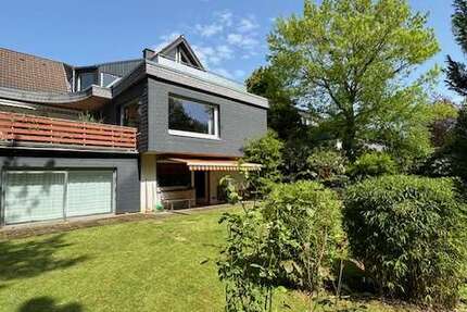 Haus Solingen Central - 8 Zimmer, 250 m&sup2;, 690.000&euro; | Angebot:26028966