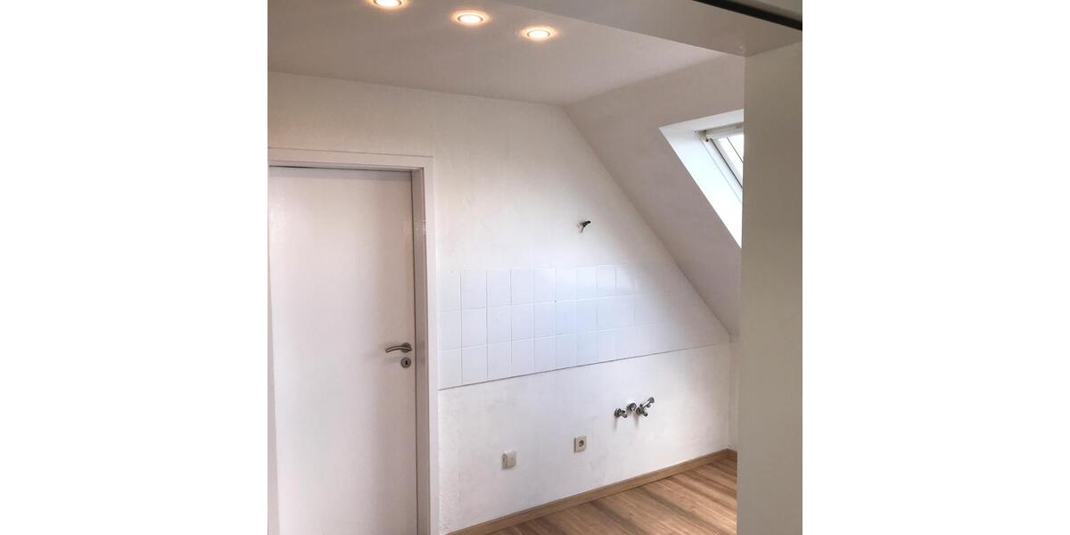Dachgeschoßwohnung Dortmund Hörde - 1.5 Zimmer, 43 m&sup2;, 125.000&euro; | Angebot:26423526