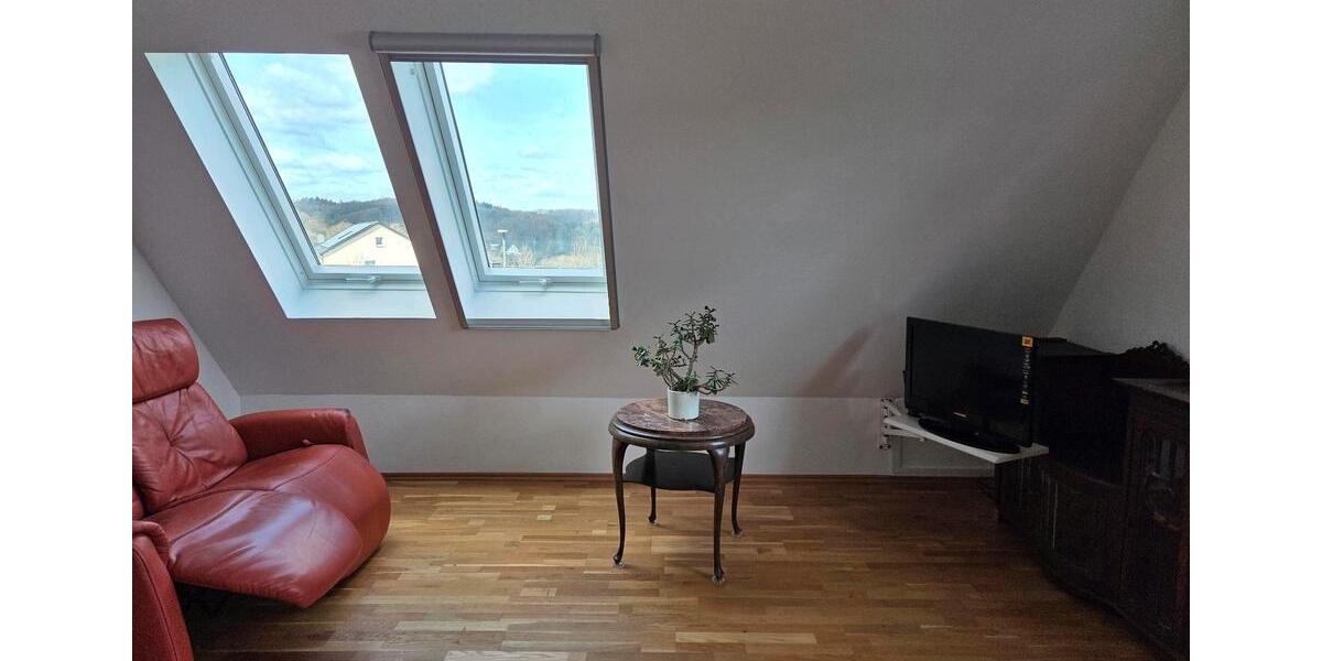 Dachgeschoßwohnung Schalksmühle - 2 Zimmer, 45 m&sup2;, 390&euro; | Angebot:26110150