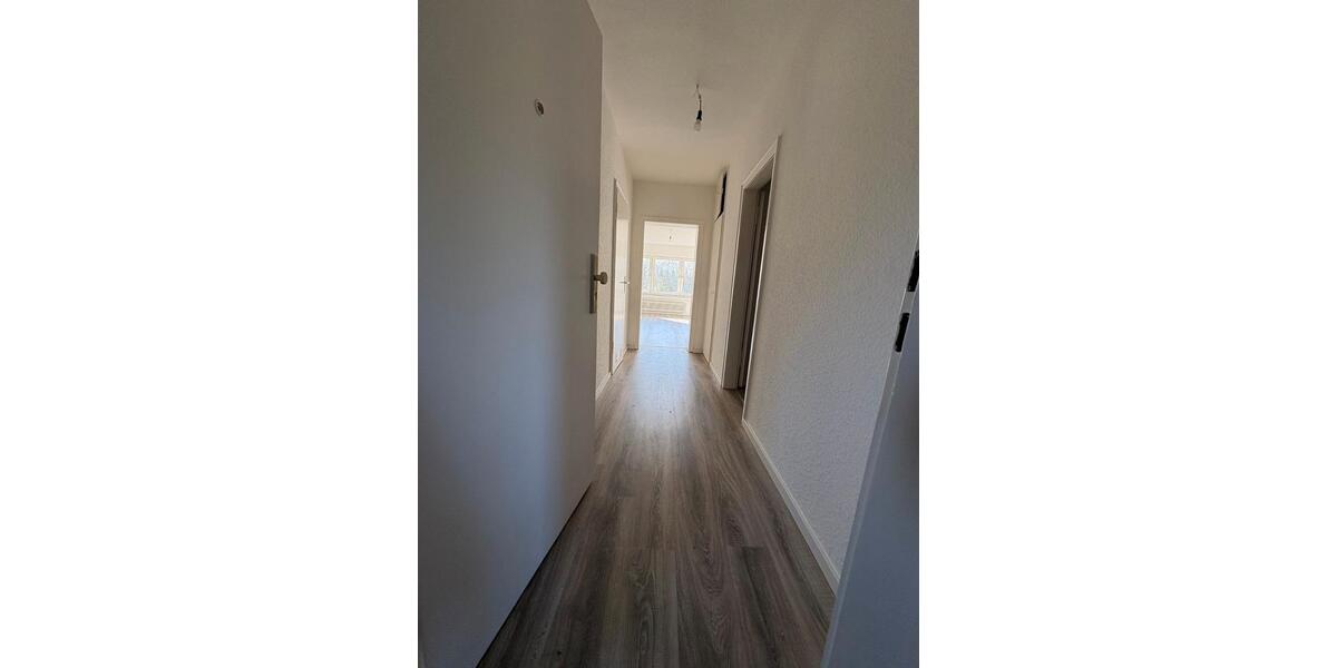 Etagenwohnung Duisburg Mittelmeiderich - 1 Zimmer, 38 m&sup2;, 417&euro; | Angebot:26346336