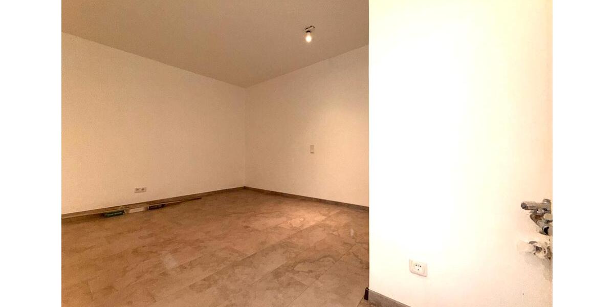 Erdgeschoßwohnung Essen Stadtbezirk IX - 1.5 Zimmer, 33 m&sup2;, 450&euro; | Angebot:26356498