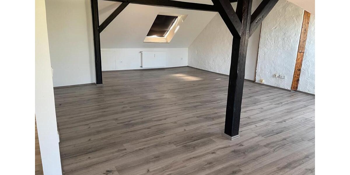 Dachgeschoßwohnung Herne Eickel - 2.5 Zimmer, 80 m&sup2;, 595&euro; | Angebot:26385461