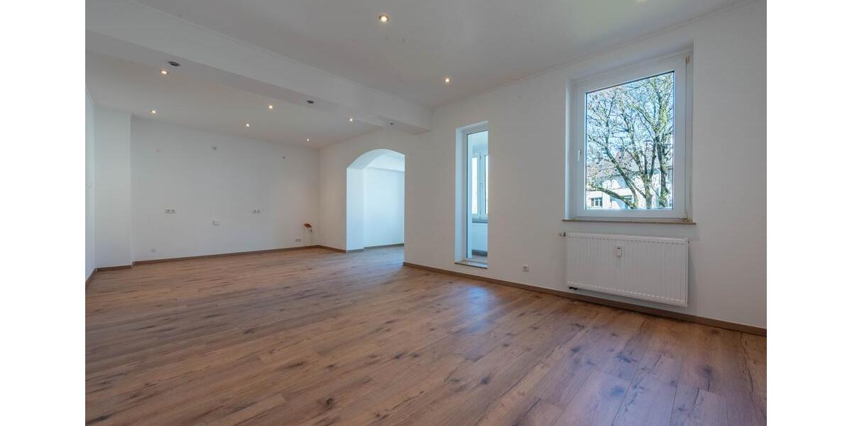 Etagenwohnung Essen Stadtbezirk III - 4 Zimmer, 95 m&sup2;, 930&euro; | Angebot:26313521