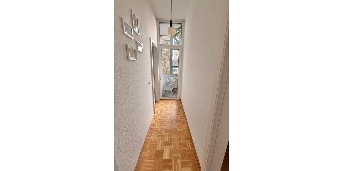 Etagenwohnung Essen Huttrop - 4 Zimmer, 106 m&sup2;, 925&euro; | Angebot:26148558