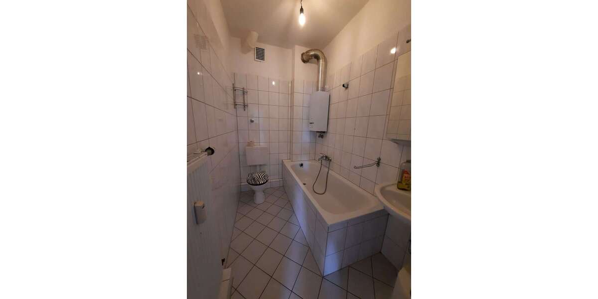 Etagenwohnung Bochum Innenstadt - 3 Zimmer, 61 m&sup2;, 420&euro; | Angebot:26359554
