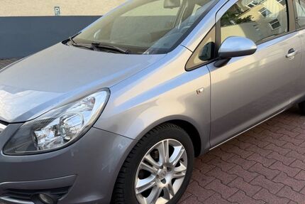 Opel Corsa 85.000 km 3.990 &euro; Hagen 58135
