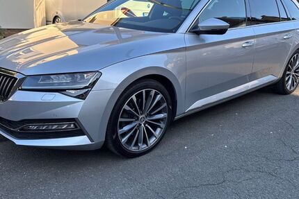 Skoda Superb 58.500 km 30.800 &euro; Dortmund 44143