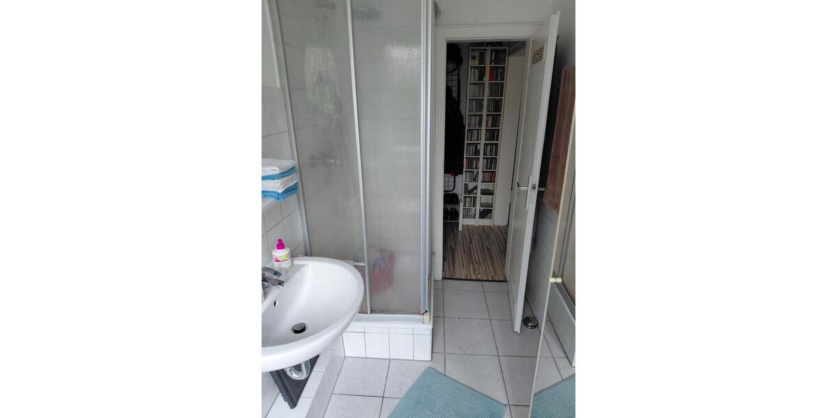 Hochparterre Wermelskirchen - 2 Zimmer, 45 m&sup2;, 370&euro; | Angebot:26355268