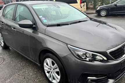 Peugeot 308 57.000 km 9.990 &euro; Gelsenkirchen 45884