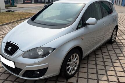Seat Altea 315.000 km 2.490 &euro; Essen 45329