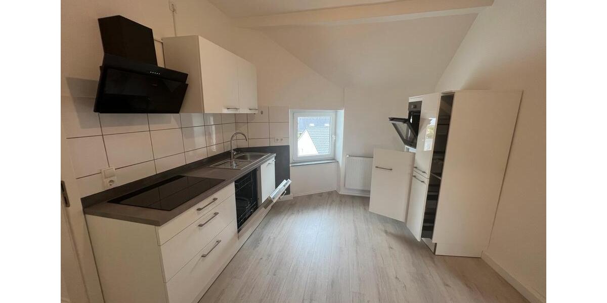 Dachgeschoßwohnung Hagen Dahl - 4 Zimmer, 90 m&sup2;, 950&euro; | Angebot:26356830
