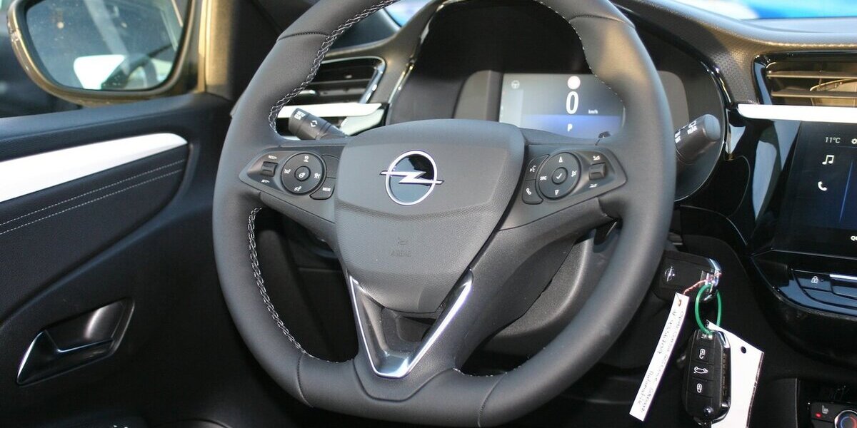 Opel Corsa GS Automatik|Voll-LED|Winterpaket| Kamera 25.137 km 17.750 &euro; Wermelskirchen 42929