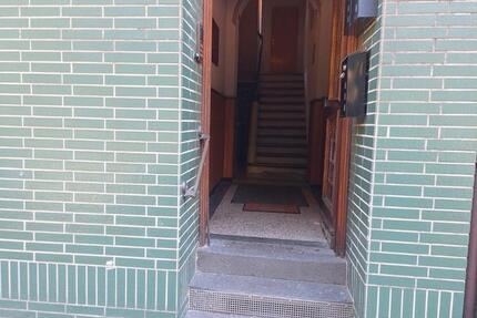 Haus Duisburg Beeck - 10 Zimmer, 250 m&sup2;, 320.000&euro; | Angebot:26851473