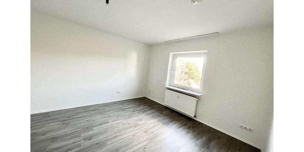 Etagenwohnung Gelsenkirchen Ückendorf - 3 Zimmer, 80 m&sup2;, 600&euro; | Angebot:26182873