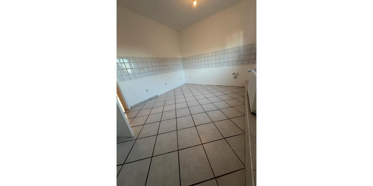 Dachgeschoßwohnung Remscheid Lüttringhausen - 2 Zimmer, 63 m&sup2;, 480&euro; | Angebot:26212295