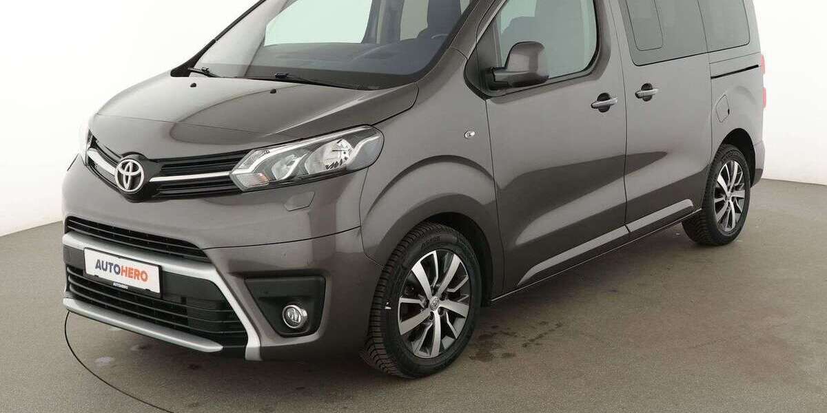 Toyota Proace 58.155 km 30.790 &euro; Essen 45141