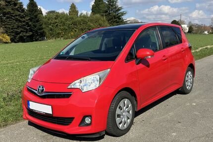 Toyota Verso-S 227.000 km 3.000 &euro; Bochum 44797