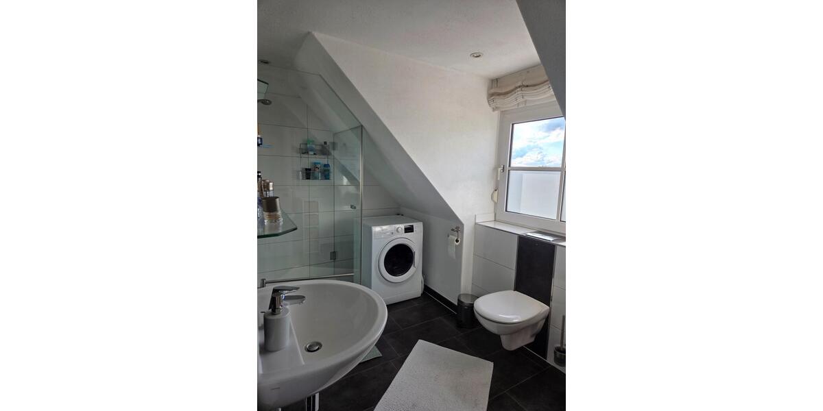 Maisonettenwohnung Wermelskirchen - 2 Zimmer, 70 m&sup2;, 1.300&euro; | Angebot:26241816